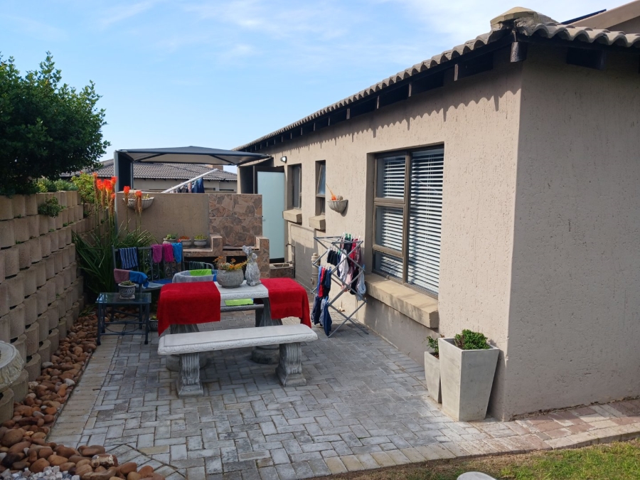 3 Bedroom Property for Sale in Seemeeu Park Western Cape